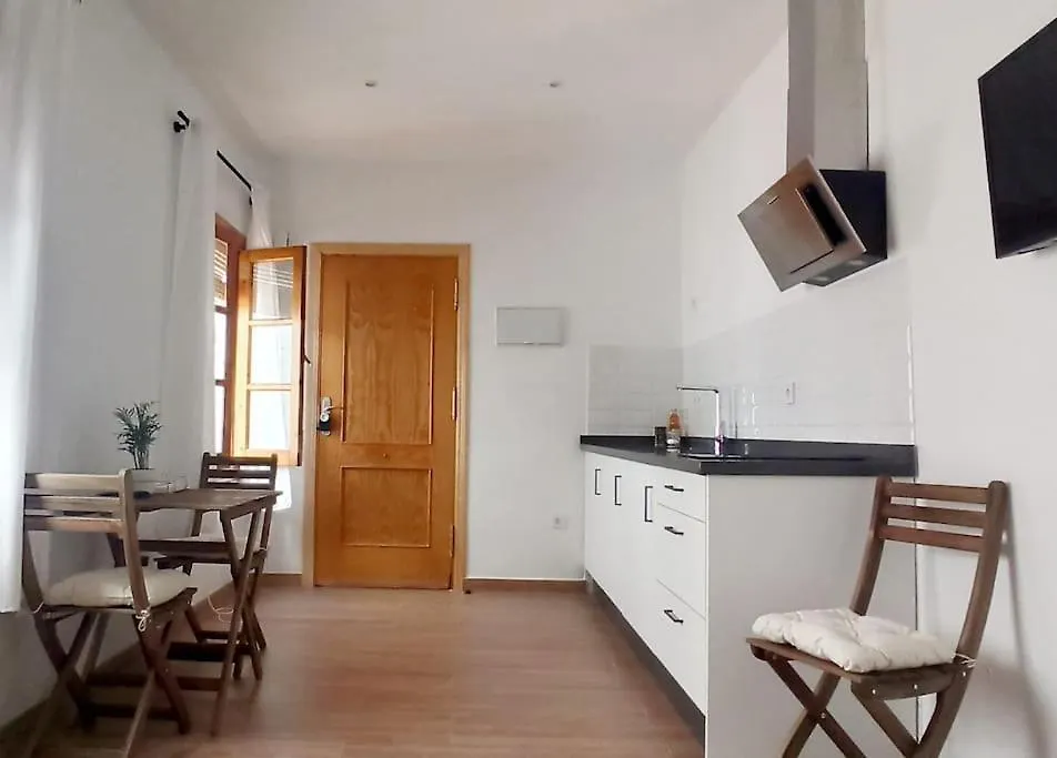 Limerencia: Tu Hogar En Este Blanco Pueblo Frigiliana 0*,  İspanya