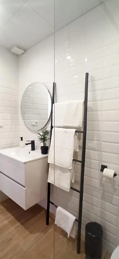 Apartment Limerencia: Tu Hogar En Este Blanco Pueblo Frigiliana